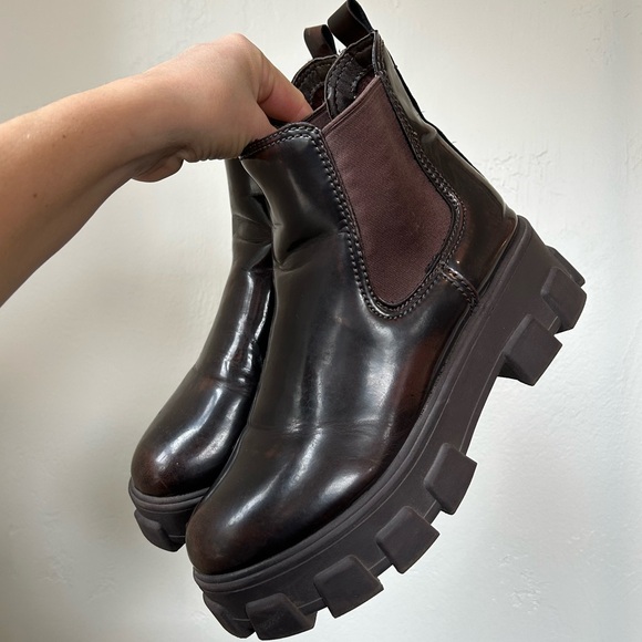 Sam Edelman Shoes - Sam Edelman Brown Chunky Chelsea Ankle Boots